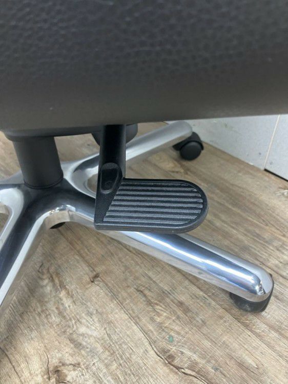 天童木工固定肘付エグゼクティブチェア 商品画像8