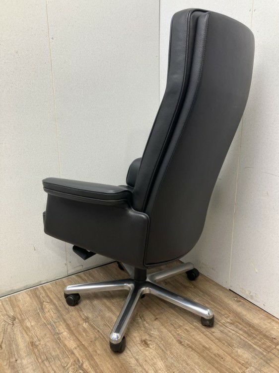 天童木工固定肘付エグゼクティブチェア 商品画像9