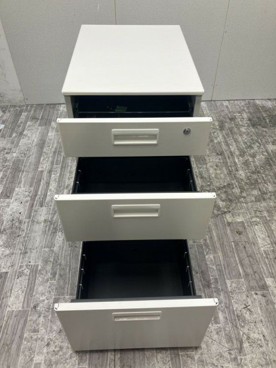 トヨスチール1100平デスク+ワゴンセット 商品画像5