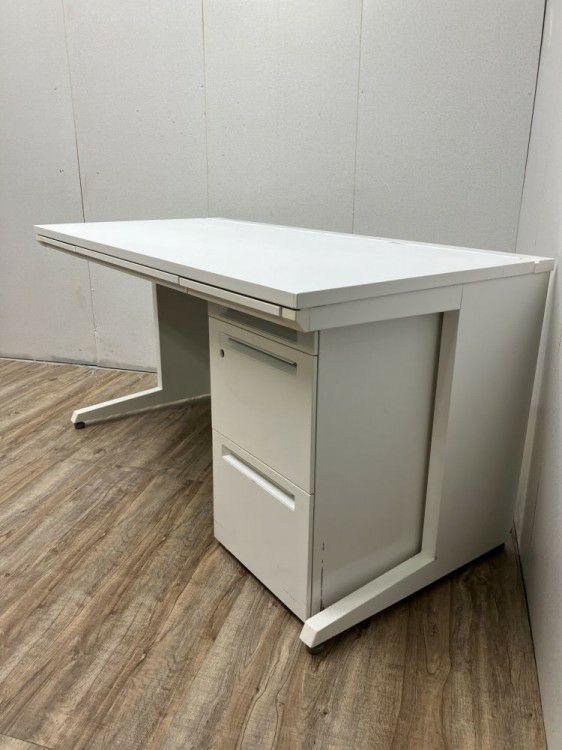 オカムラADVANCE（アドバンス）シリーズ 1400平デスク+ワゴンセット 商品画像2