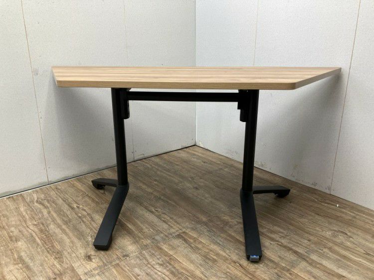 コクヨイニシアシリーズ 台形サイドスタックテーブル 商品画像6