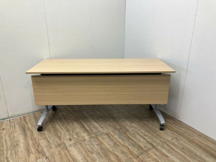 イトーキ1500サイドスタックテーブル 商品画像1