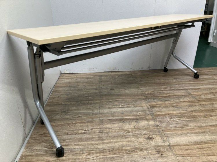 オカムラ1800サイドスタックテーブル 商品画像7