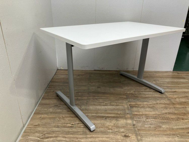 オカムラ1200ミーティングテーブル 商品画像3