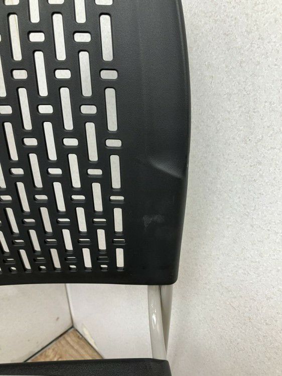 トヨスチールスタッキングチェア 商品画像5