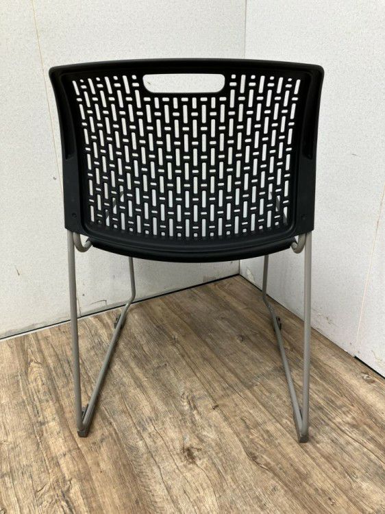 トヨスチールスタッキングチェア 商品画像8