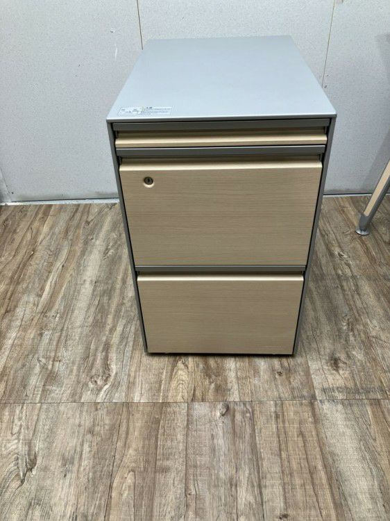 オカムラ1600平デスク+ワゴンセット 商品画像8