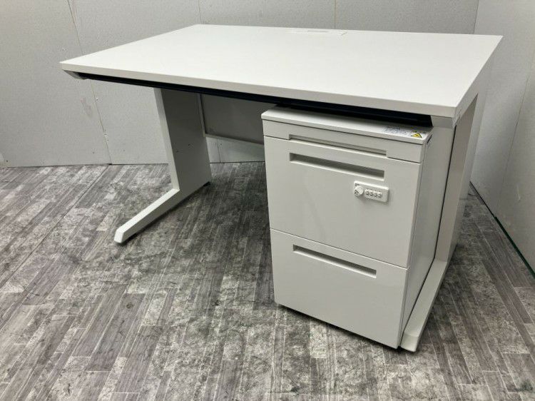 イトーキCZRシリーズ 1200平デスク+ワゴンセット 商品画像2