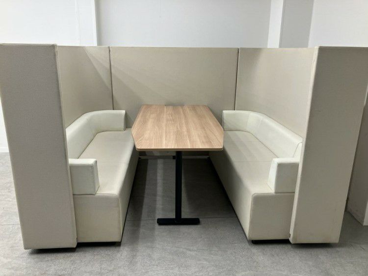 コクヨbrackets(ブラケッツ)シリーズ　コクヨ ミーティングブースソファセット 商品画像1