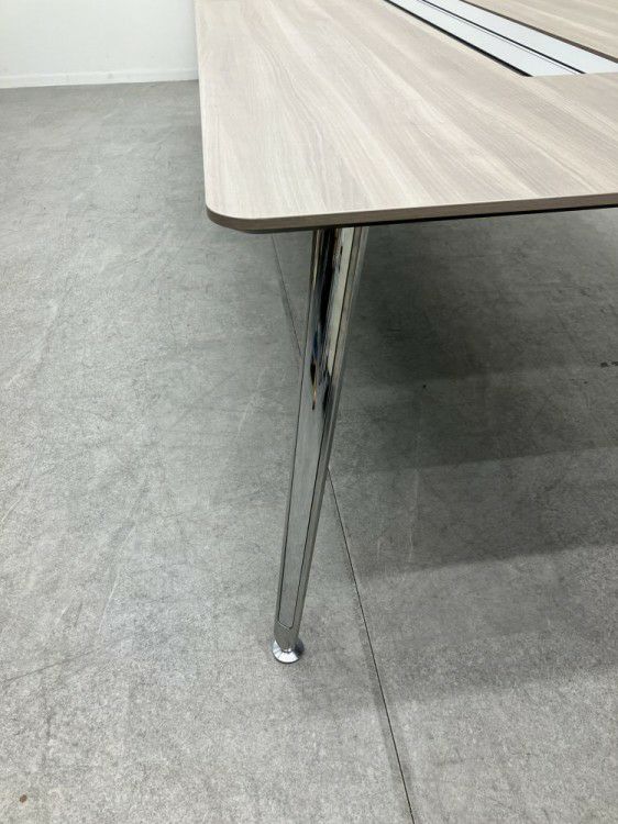 オカムラプリシード（PRESEDE）シリーズ 3200ミーティングテーブル 商品画像3