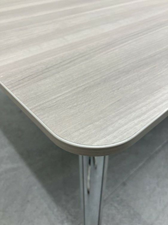 オカムラプリシード（PRESEDE）シリーズ 3200ミーティングテーブル 商品画像5