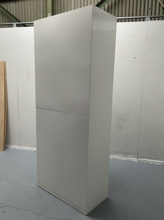 コクヨEDIA(エディア)シリーズ ガラス両開きクリアケース上下書庫 商品画像3