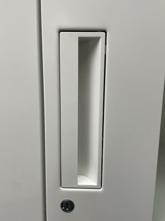 コクヨEDIA(エディア)シリーズ ガラス両開きクリアケース上下書庫 商品画像7