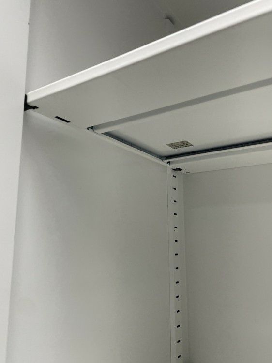 コクヨEDIA(エディア)シリーズ ガラス両開きクリアケース上下書庫 商品画像10