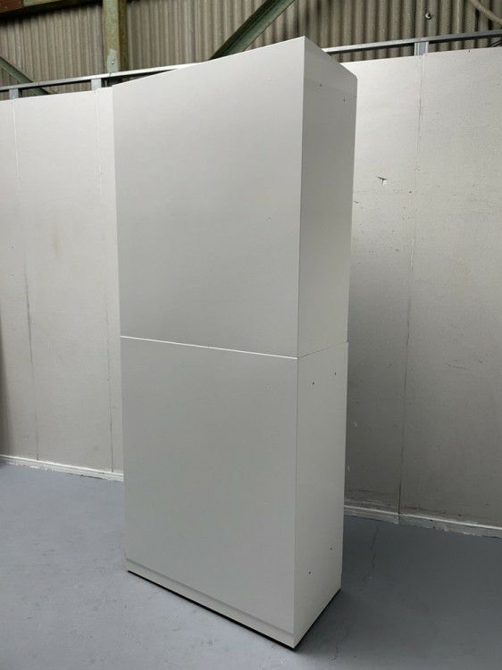 コクヨEDIA(エディア)シリーズ ガラス両開きクリアケース上下書庫 商品画像3