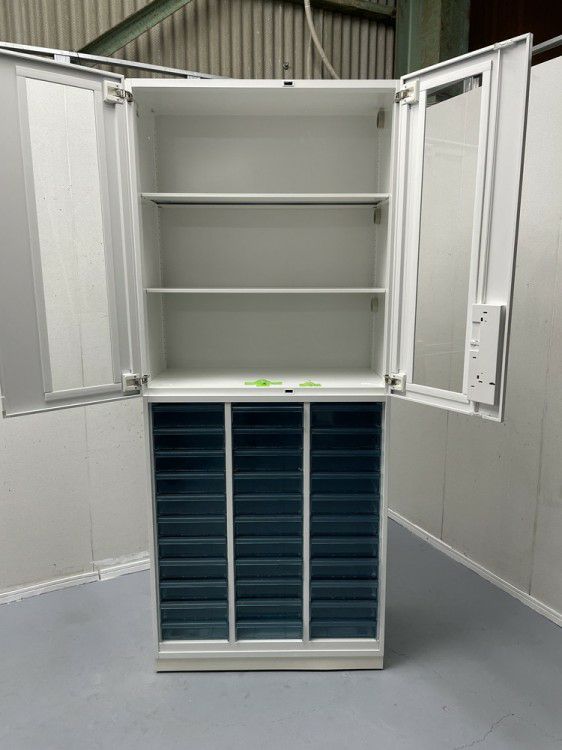 コクヨEDIA(エディア)シリーズ ガラス両開きクリアケース上下書庫 商品画像8