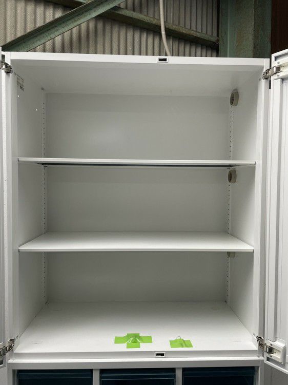 コクヨEDIA(エディア)シリーズ ガラス両開きクリアケース上下書庫 商品画像9