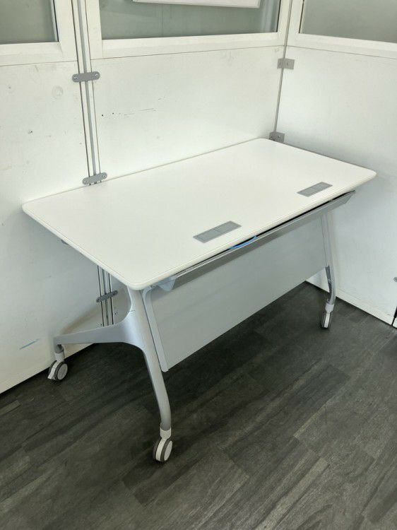 コクヨ平行スタックテーブル 商品画像10