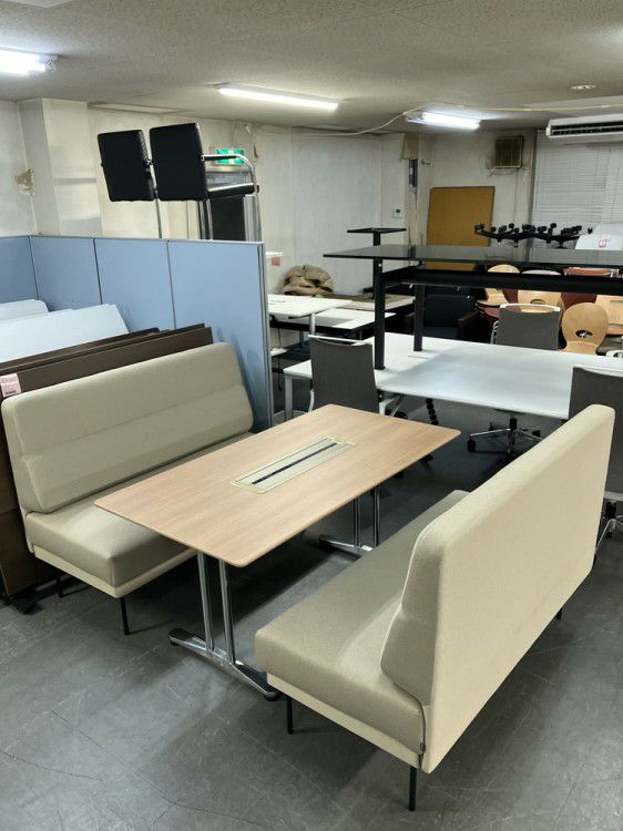 オスファ/インターレイスシリーズ 4人用ミーティングセット 商品画像1