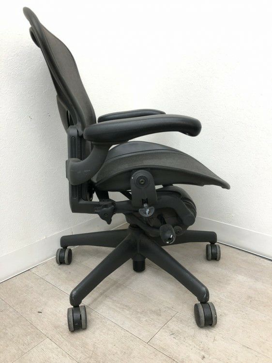 HermanMiller（ハーマンミラー）アーロンチェア 固定肘付アーロンチェア 商品画像6