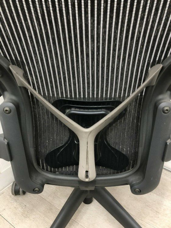 HermanMiller（ハーマンミラー）アーロンチェア 固定肘付アーロンチェア 商品画像17