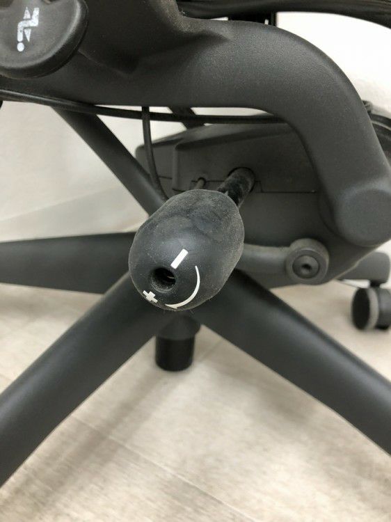 HermanMiller（ハーマンミラー）アーロンチェア 固定肘付アーロンチェア 商品画像21