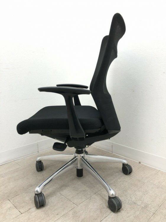 オカムラfeego(フィーゴ)チェア 固定肘付フィーゴメッシュチェア 商品画像4