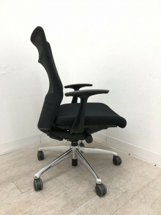 オカムラfeego(フィーゴ)チェア 固定肘付フィーゴメッシュチェア 商品画像6