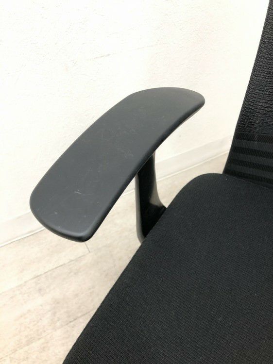オカムラfeego(フィーゴ)チェア 固定肘付フィーゴメッシュチェア 商品画像11