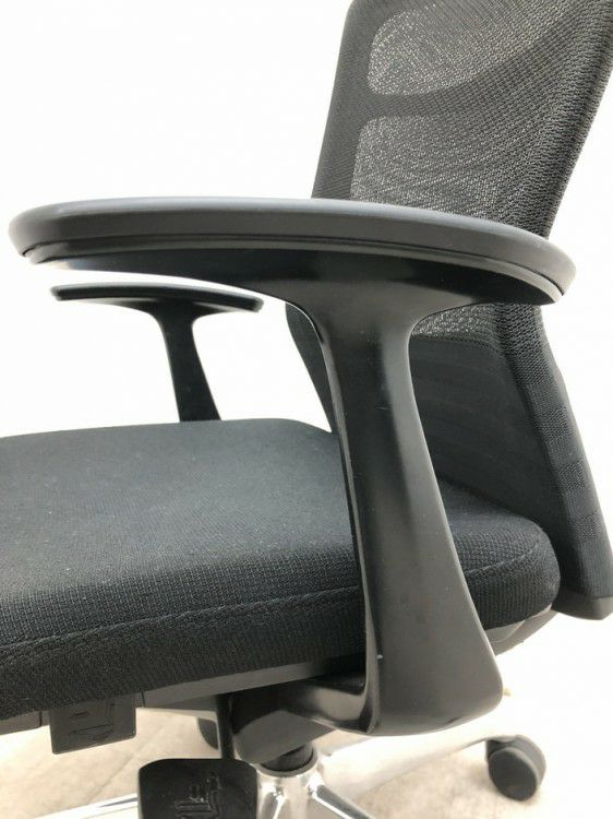 オカムラfeego(フィーゴ)チェア 固定肘付フィーゴメッシュチェア 商品画像13