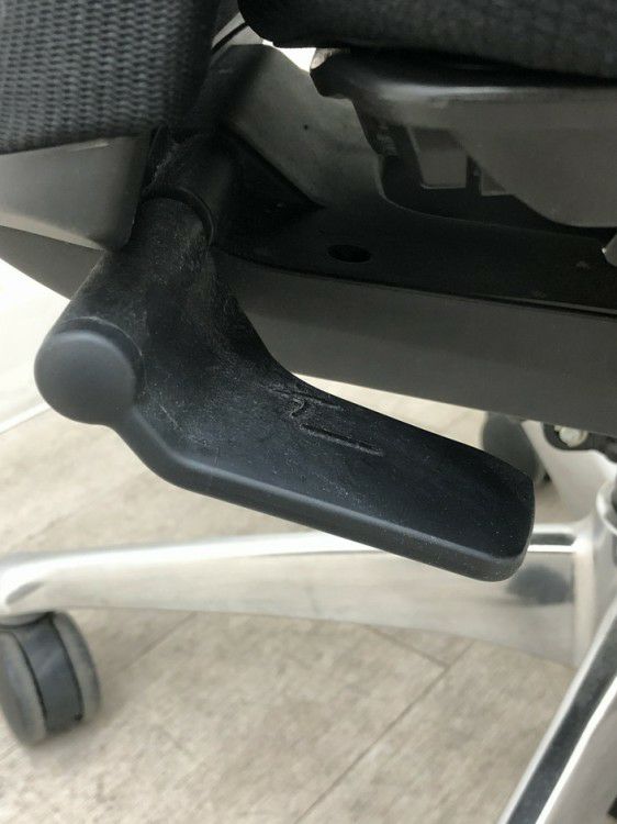 オカムラfeego(フィーゴ)チェア 固定肘付フィーゴメッシュチェア 商品画像15