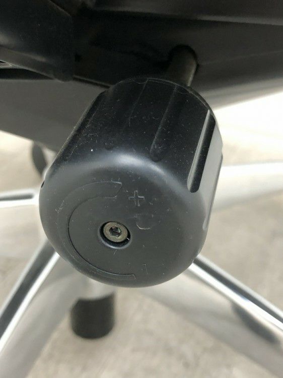 オカムラfeego(フィーゴ)チェア 固定肘付フィーゴメッシュチェア 商品画像16