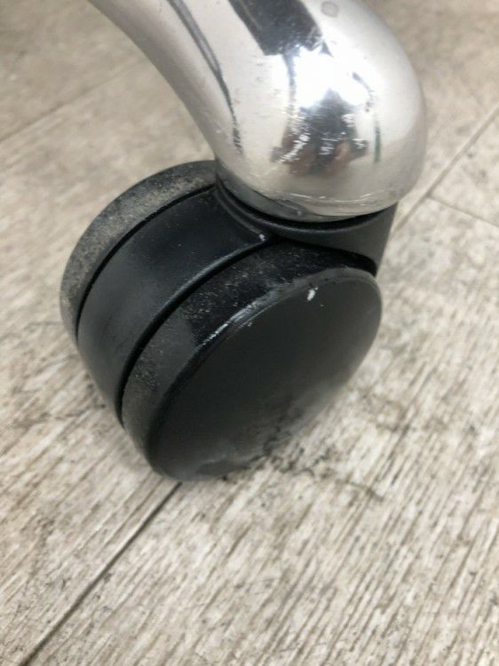 オカムラfeego(フィーゴ)チェア 固定肘付フィーゴメッシュチェア 商品画像19