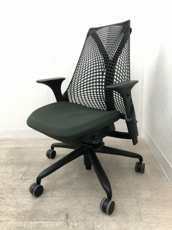 HermanMiller（ハーマンミラー）SAYL Chair(セイルチェア)シリーズ 可動肘付セイルチェア 商品画像1