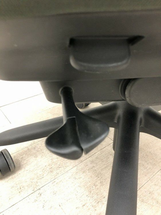 HermanMiller（ハーマンミラー）SAYL Chair(セイルチェア)シリーズ 可動肘付セイルチェア 商品画像15