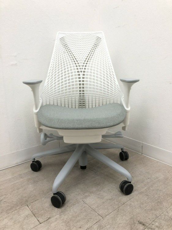 HermanMiller（ハーマンミラー）SAYL Chair(セイルチェア)シリーズ 可動肘付セイルチェア 商品画像2