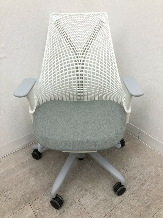 HermanMiller（ハーマンミラー）SAYL Chair(セイルチェア)シリーズ 可動肘付セイルチェア 商品画像3
