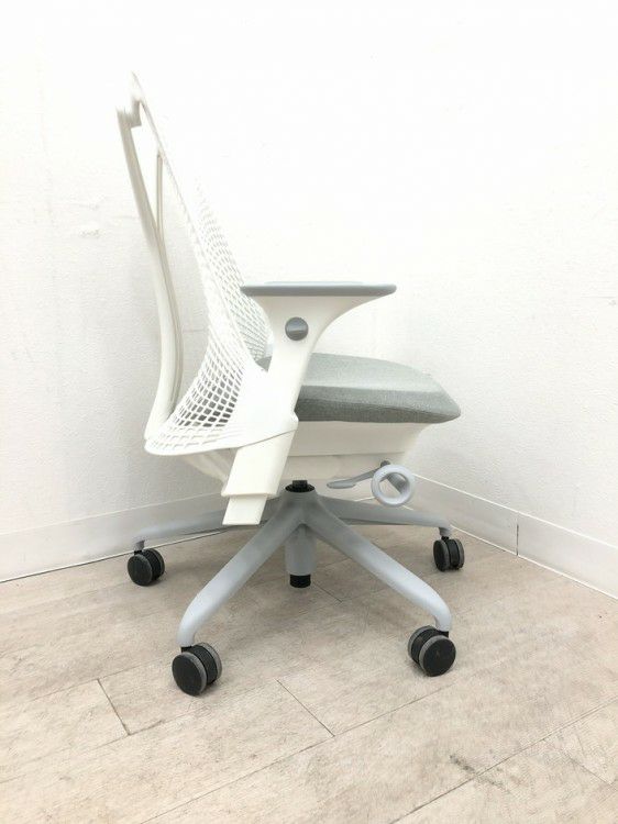 HermanMiller（ハーマンミラー）SAYL Chair(セイルチェア)シリーズ 可動肘付セイルチェア 商品画像6