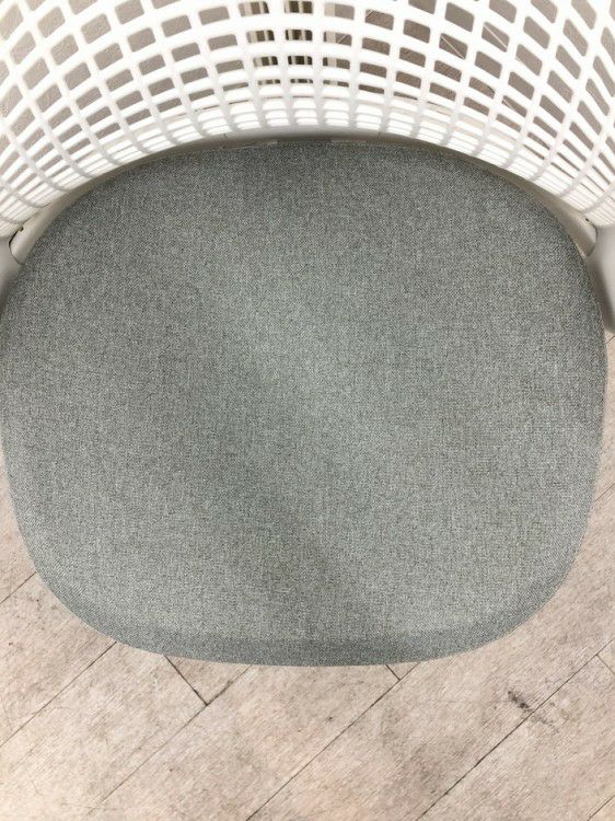 HermanMiller（ハーマンミラー）SAYL Chair(セイルチェア)シリーズ 可動肘付セイルチェア 商品画像9