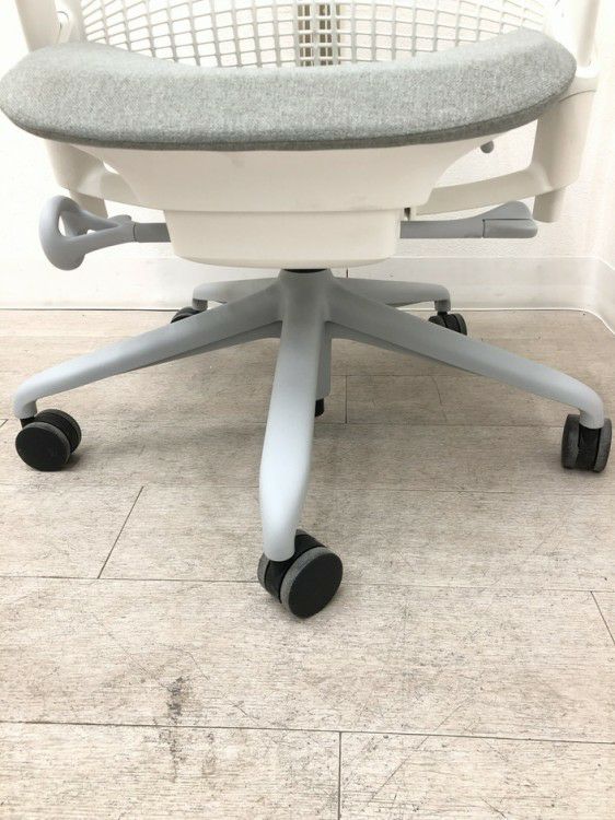 HermanMiller（ハーマンミラー）SAYL Chair(セイルチェア)シリーズ 可動肘付セイルチェア 商品画像23