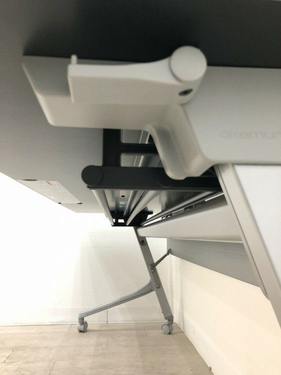 オカムラカルドーシリーズ 1800サイドスタックテーブル 商品画像9