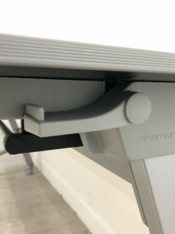 オカムラカルドーシリーズ 1800サイドスタックテーブル 商品画像10