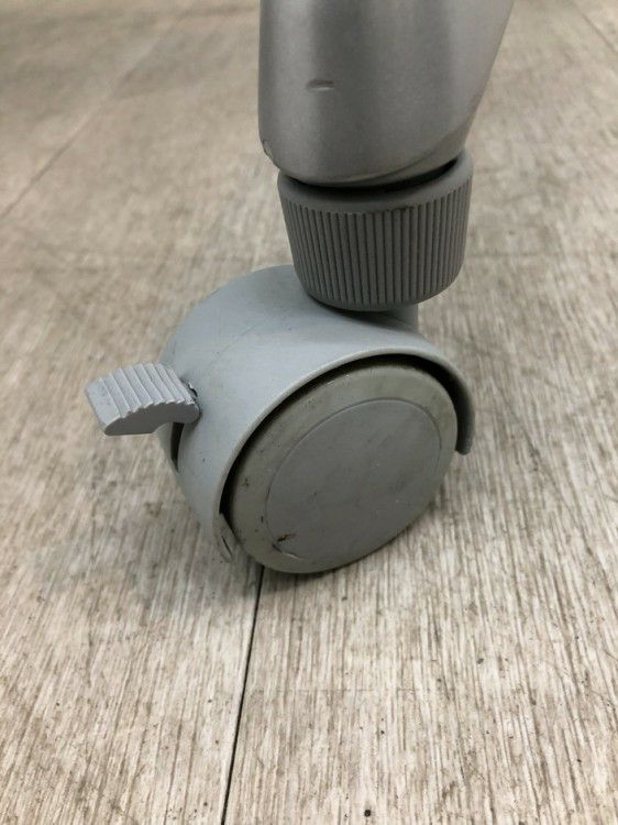 オカムラカルドーシリーズ 1800サイドスタックテーブル 商品画像14