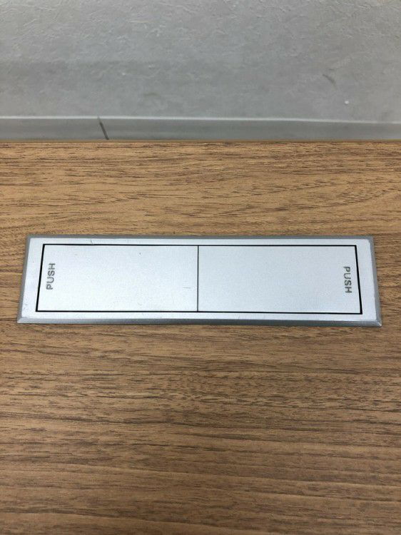 オカムラインターアクトプロ（INTERACT PRO）シリーズ 1800サイドスタックテーブル 商品画像9