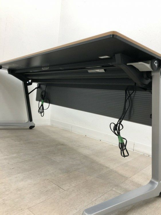 オカムラインターアクトプロ（INTERACT PRO）シリーズ 1800サイドスタックテーブル 商品画像12