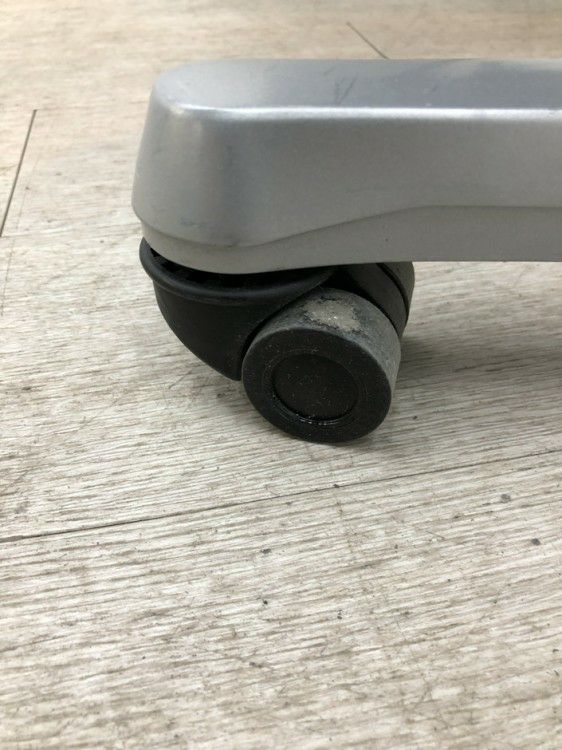 オカムラインターアクトプロ（INTERACT PRO）シリーズ 1800サイドスタックテーブル 商品画像17