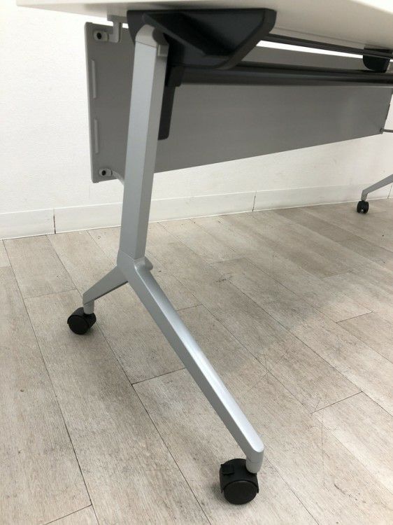 コクヨLeafline(リーフライン)シリーズ 1800平行スタックテーブル 商品画像14