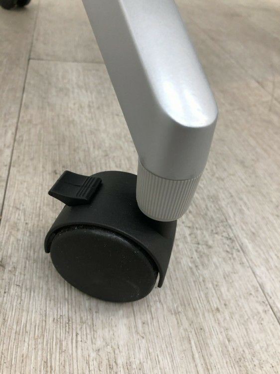 コクヨLeafline(リーフライン)シリーズ 1800平行スタックテーブル 商品画像16