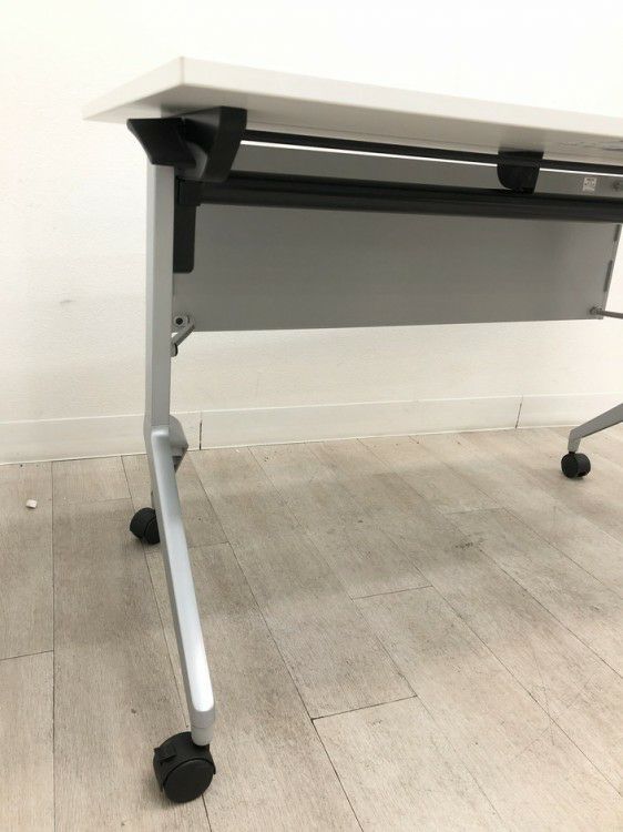 コクヨLeafline(リーフライン)シリーズ 1200平行スタックテーブル 商品画像10