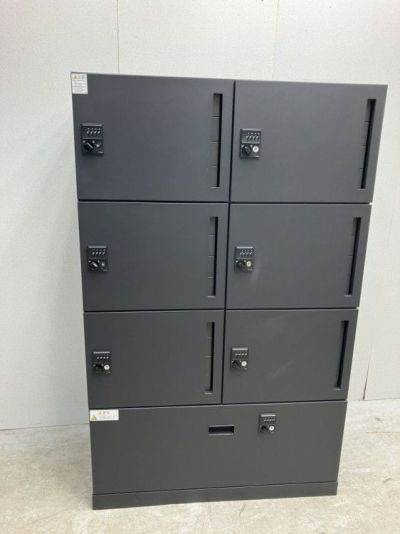 イトーキシンラインシリーズ 6人用ダイヤル式パーソナルロッカー 商品画像1